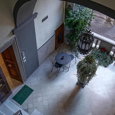 Dimora Donna Elena Bed & Breakfast Napoli Ngoại thất bức ảnh
