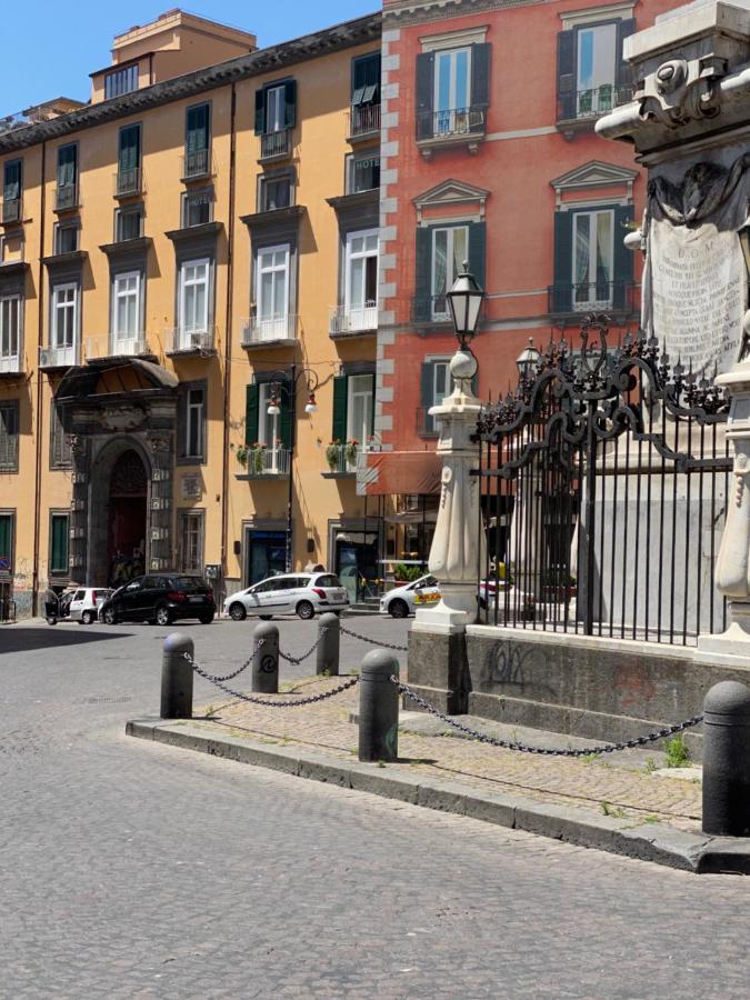 Dimora Donna Elena Bed & Breakfast Napoli Ngoại thất bức ảnh