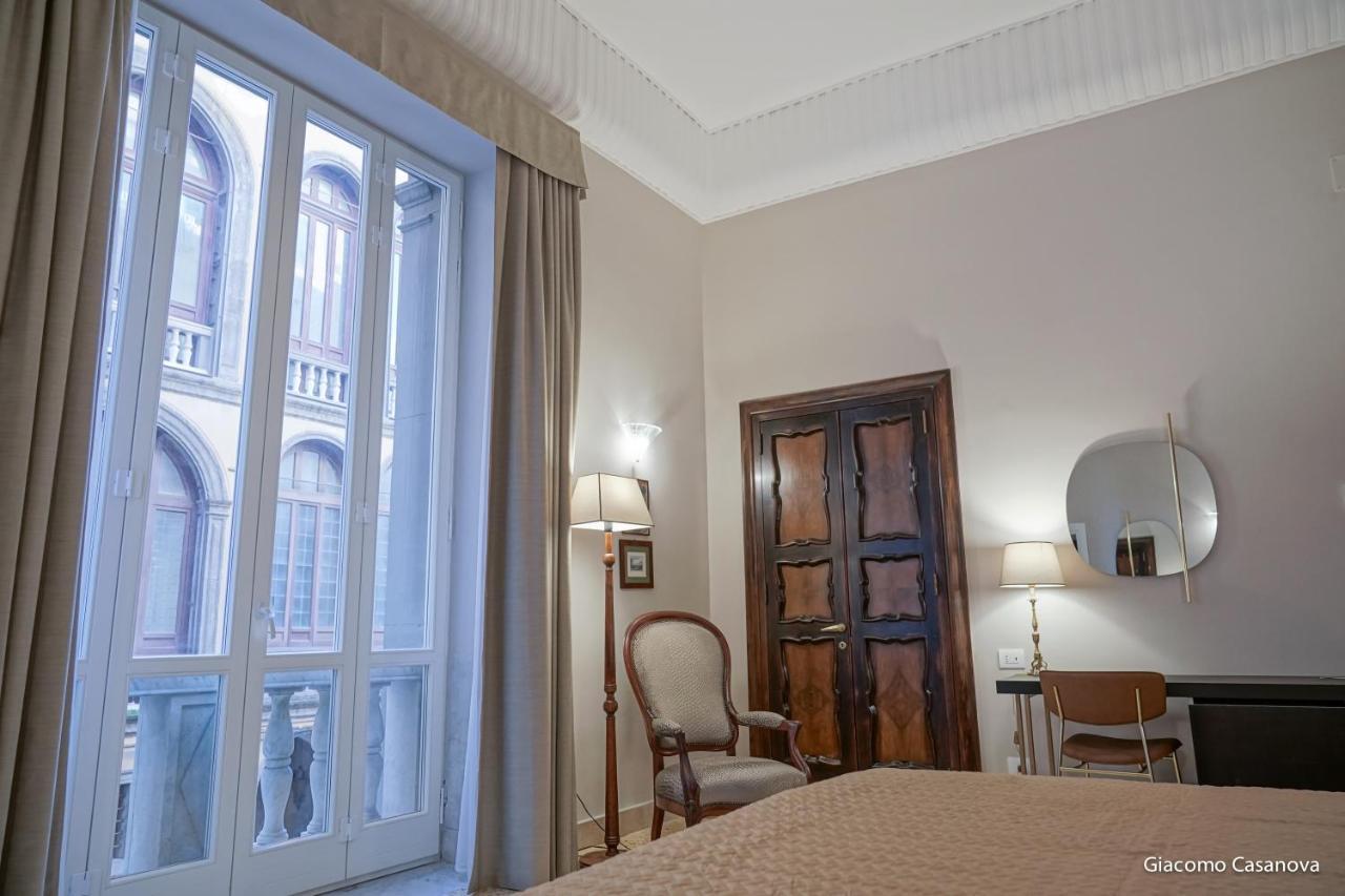 Dimora Donna Elena Bed & Breakfast Napoli Ngoại thất bức ảnh