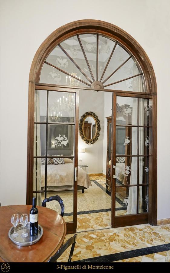 Dimora Donna Elena Bed & Breakfast Napoli Ngoại thất bức ảnh